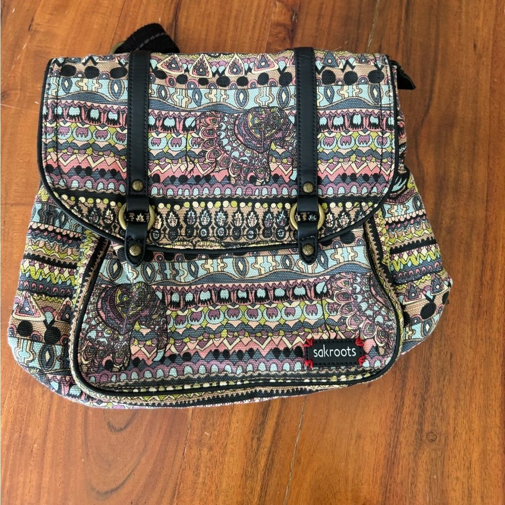 Sakroots Women's Convertible Backpack - Sienna Spirit Desert EUC